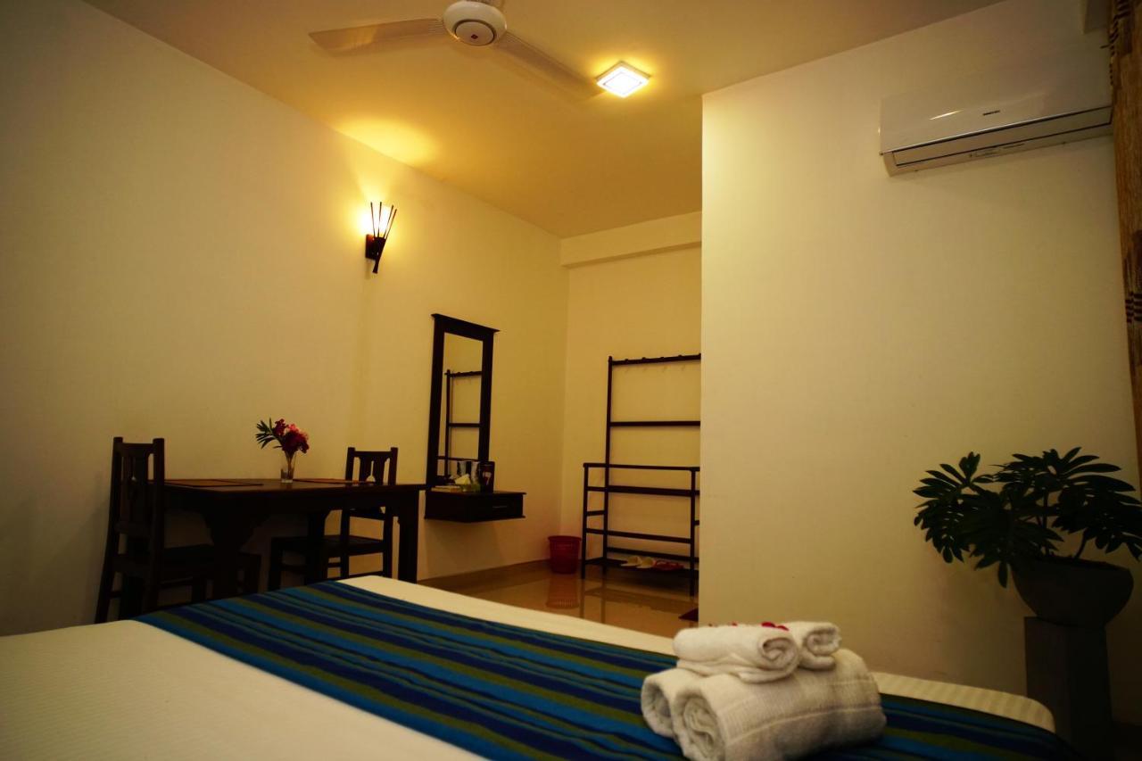 Airport 4 Season Transit Hotel Katunayake Exterior photo