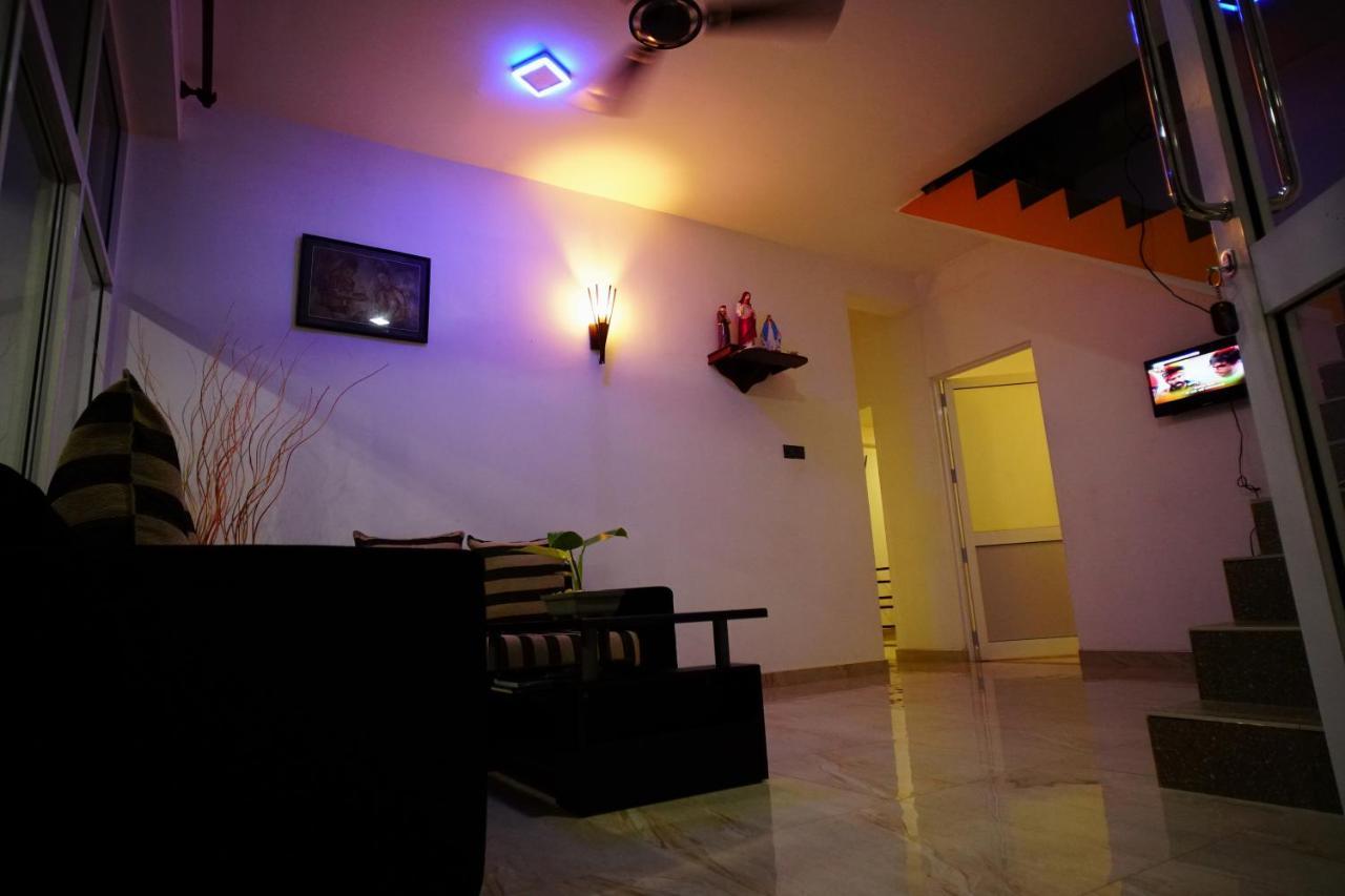 Airport 4 Season Transit Hotel Katunayake Exterior photo